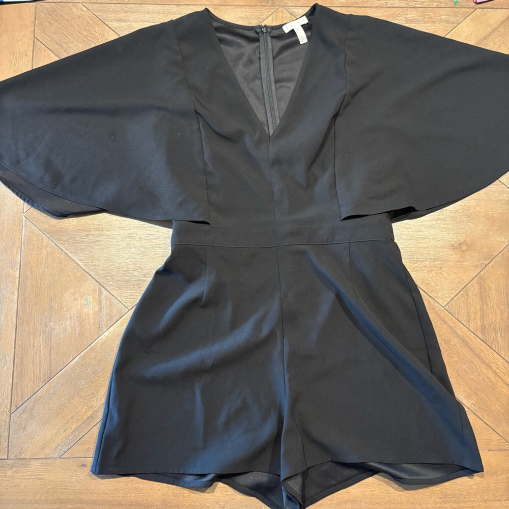 Leith Black V-Neck Romper Size M - Picture 2 of 9